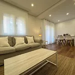 Zubi By Sanse Holidays Appartement *