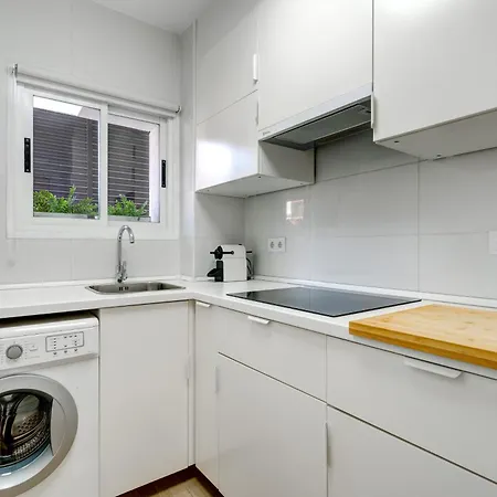 Zubi By Sanse Holidays Apartment *