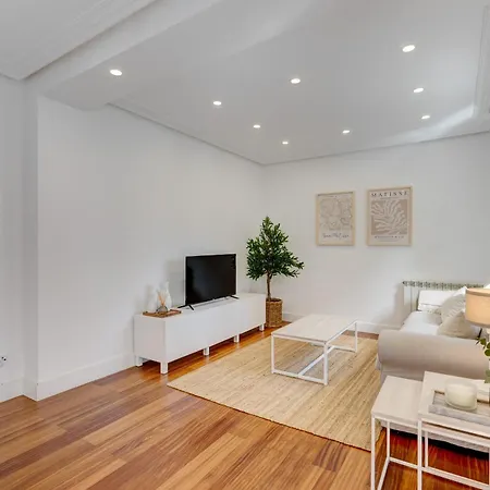 Zubi By Sanse Holidays Apartment
