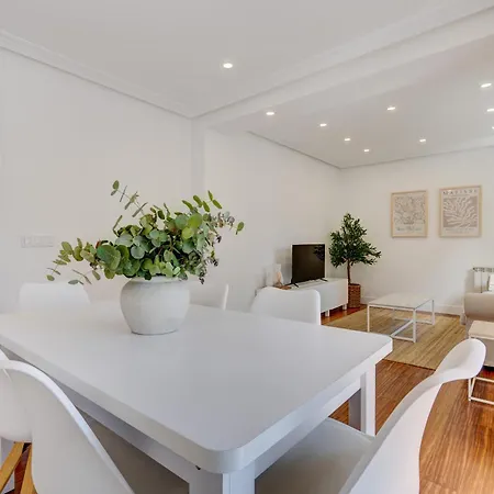 Zubi By Sanse Holidays Apartment